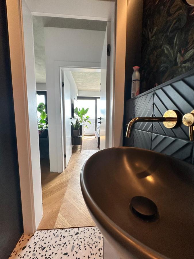 Apartament Skyline Elegance With Free Parking Bratysława Zewnętrze zdjęcie